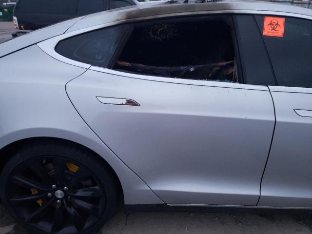 5YJSA1S10EFP48029 Tesla MODEL S