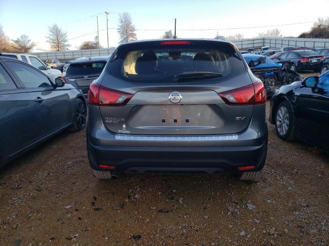 JN1BJ1CPXJW500656 Nissan Rogue Sport S
