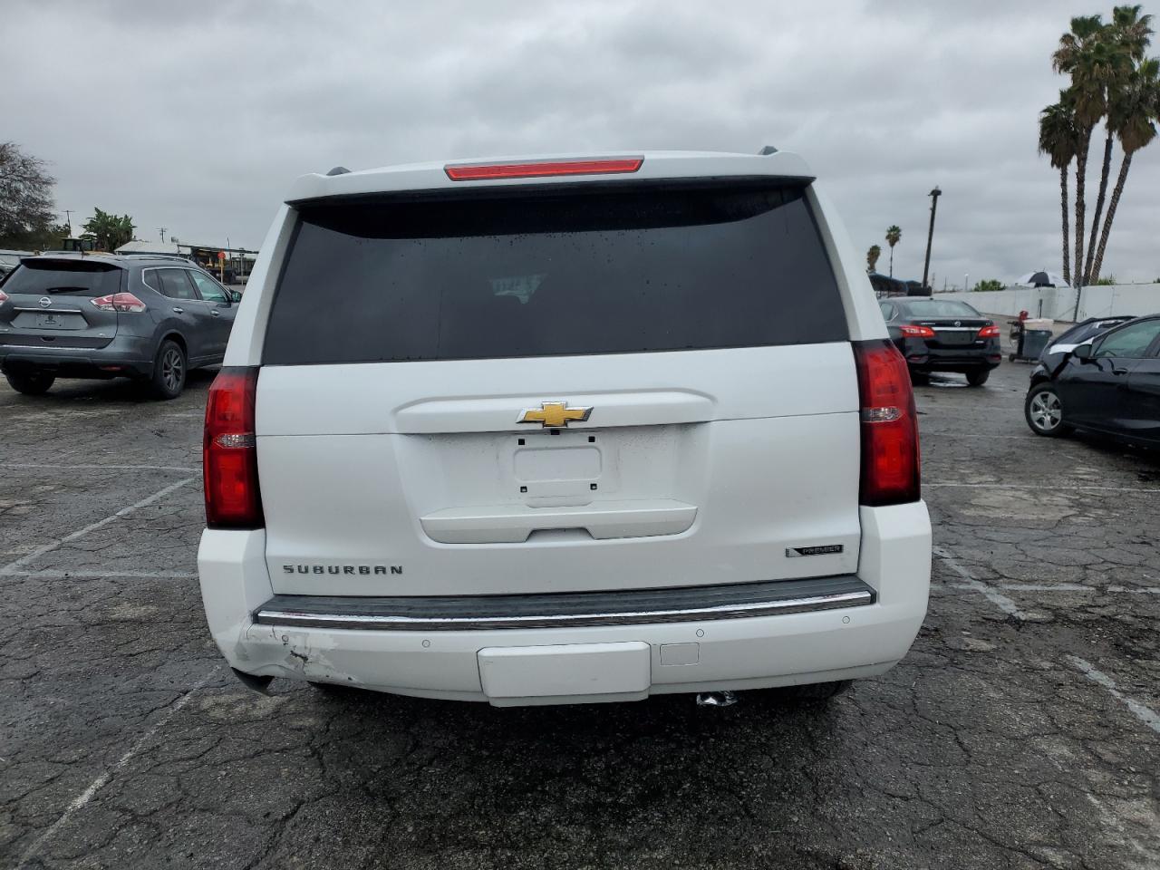 1GNSCJKC1HR221067 2017 Chevrolet Suburban C1500 Premier