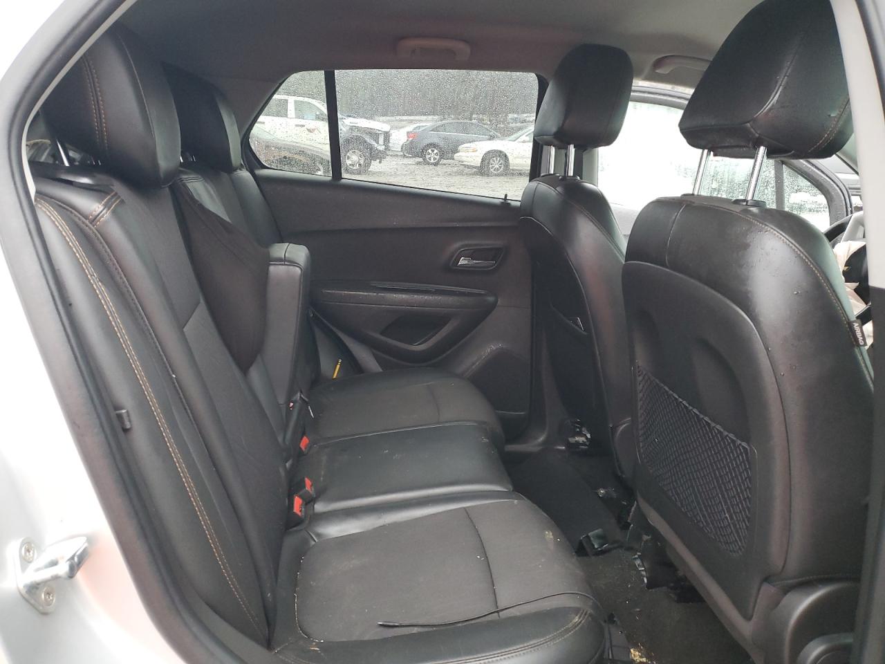2019 Chevrolet Trax - Image 11