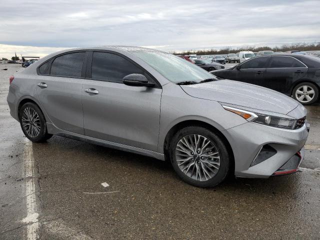 3KPF54AD8PE534921 KIA Forte Gt Line