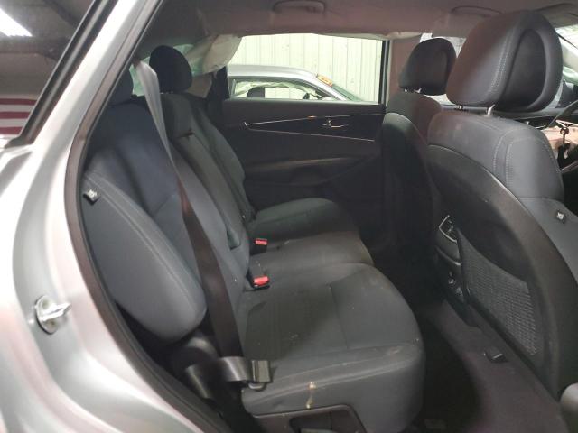 5XYPG4A33GG170643 KIA SORENTO LX
