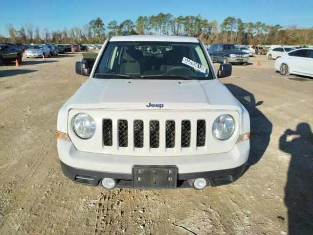 1C4NJPBB5GD813184 Jeep Patriot Sport
