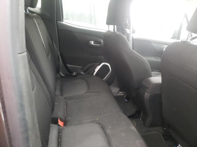 ZACNJBABXKPJ77650 Jeep Renegade Sport