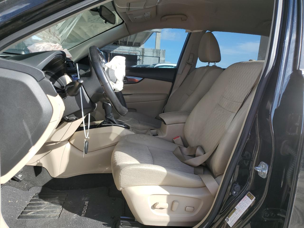 JN8AT2MT5HW144040 NISSAN ROGUE 2017