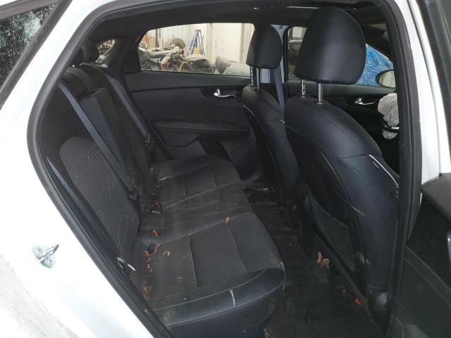 3KPF34AD4ME320929 KIA Forte Gt Line