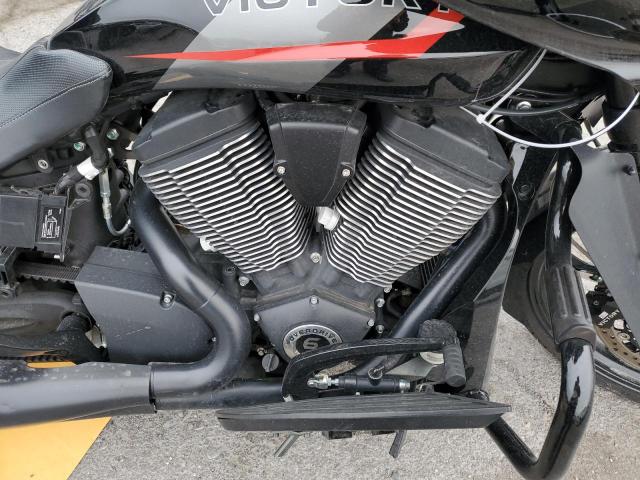 2017 VICTORY MOTORCYCLES MAGNUM - 5VPXMAAA0H3057570