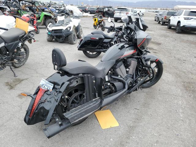 2017 VICTORY MOTORCYCLES MAGNUM - 5VPXMAAA0H3057570