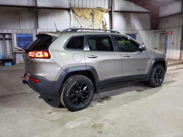 1C4PJMBXXJD581627 Jeep Cherokee Trailhawk