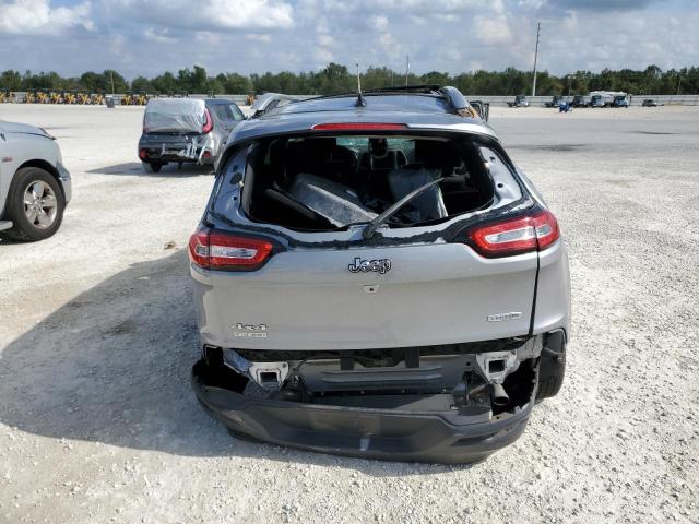 1C4PJMCS0FW675868 Jeep Cherokee Latitude