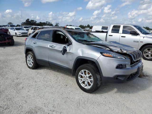 1C4PJMCS0FW675868 Jeep Cherokee Latitude