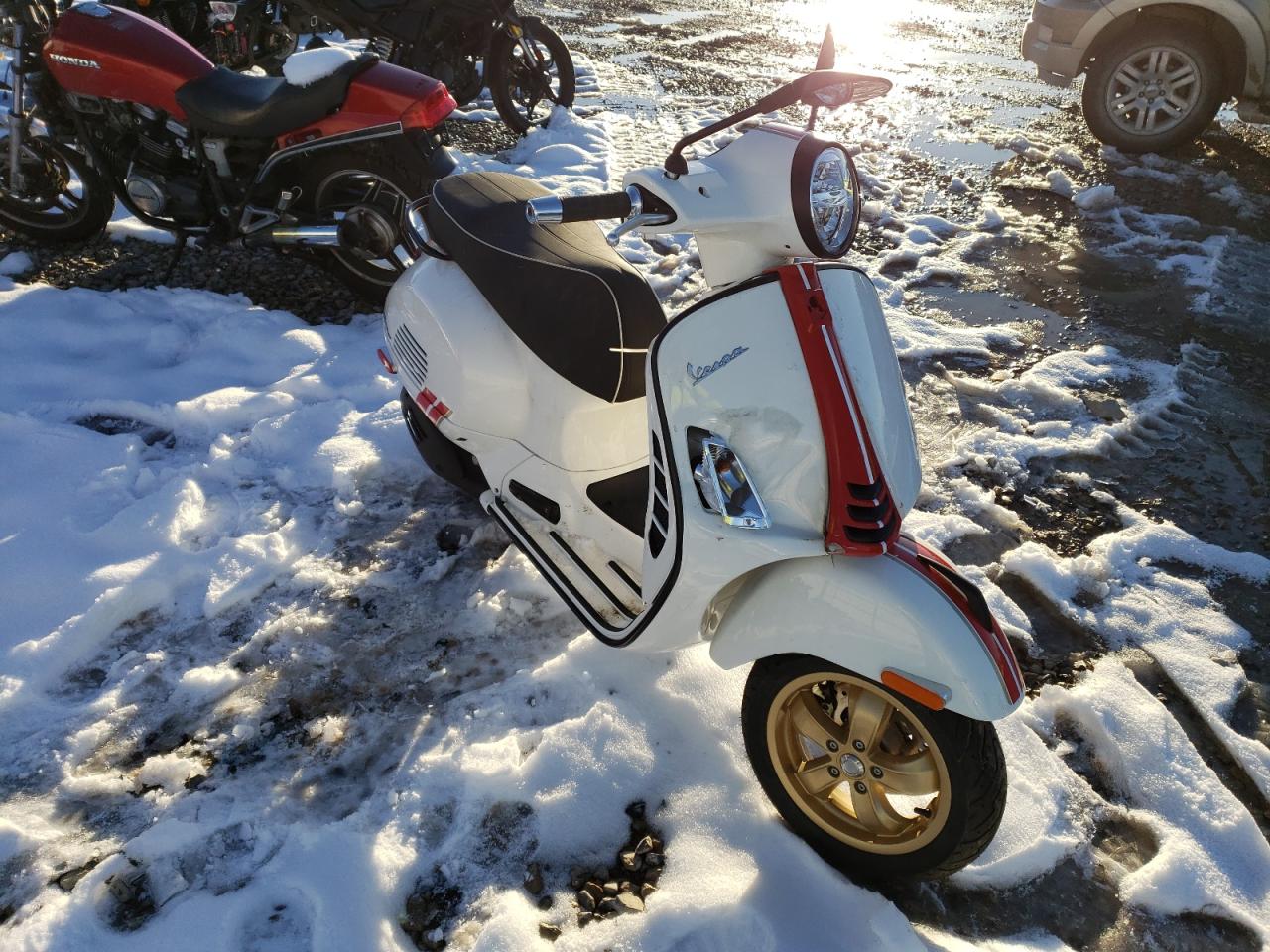 ZAPMA39MXM5202387 VESPA GTS 2021