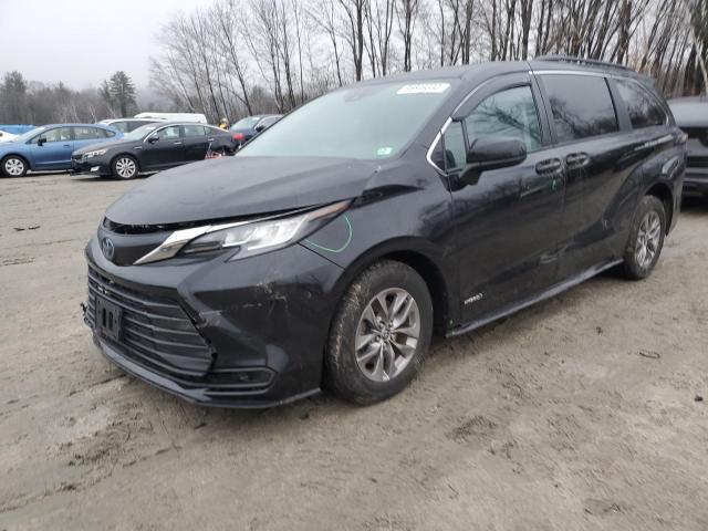 2021 Toyota Sienna LE