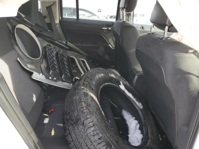 1C4NJRBBXFD214338 Jeep Patriot Sport