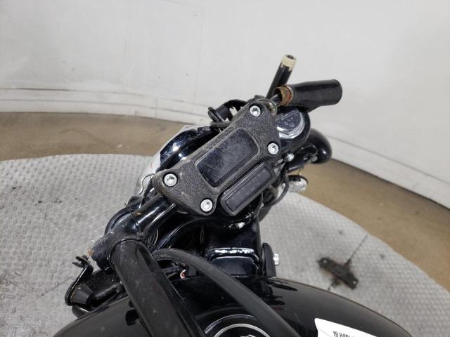 2019 HARLEY-DAVIDSON FXBB - 1HD1YJJ24KB071582