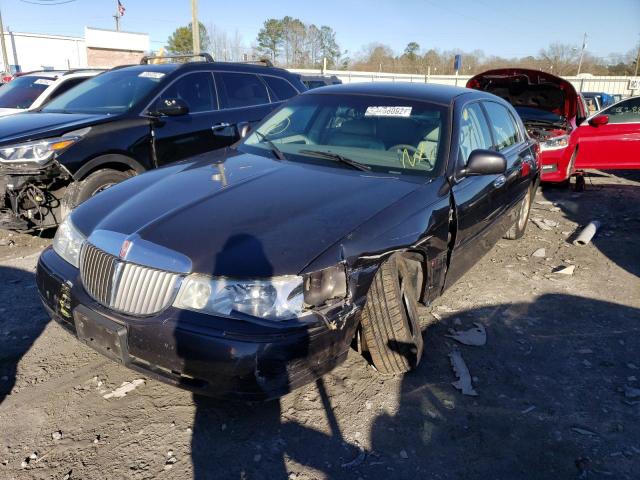 2002 Lincoln Town Car Signature