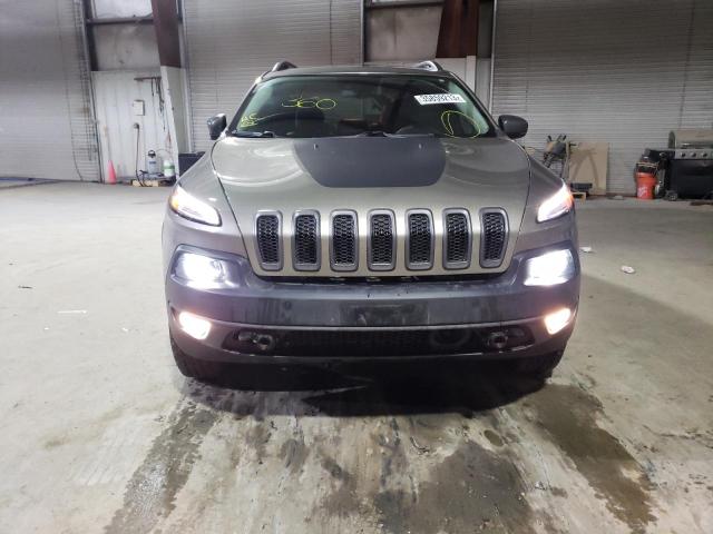 1C4PJMBXXJD581627 Jeep Cherokee Trailhawk