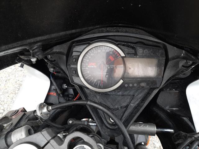 2014 SUZUKI GSX-R600 - JS1GN7FA8E2100040