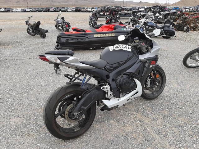 2014 SUZUKI GSX-R600 - JS1GN7FA8E2100040