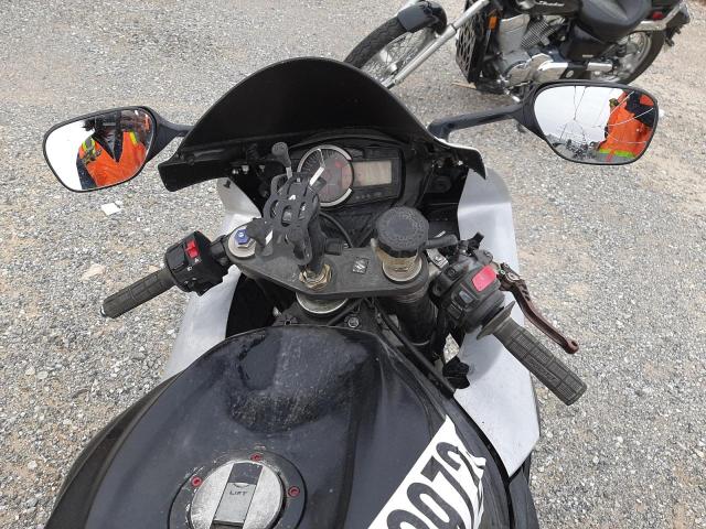 2014 SUZUKI GSX-R600 - JS1GN7FA8E2100040