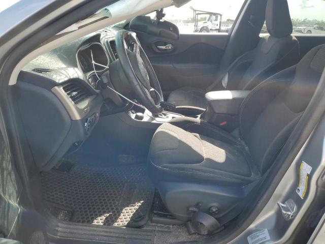 1C4PJMCS0FW675868 Jeep Cherokee Latitude