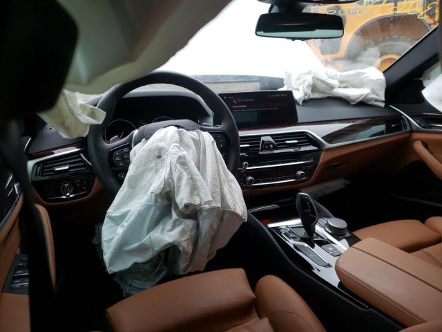 WBAJE7C53KWW25673 BMW 540 XI