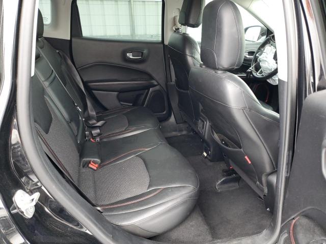 3C4NJDDB9JT206590 Jeep Compass Trailhawk
