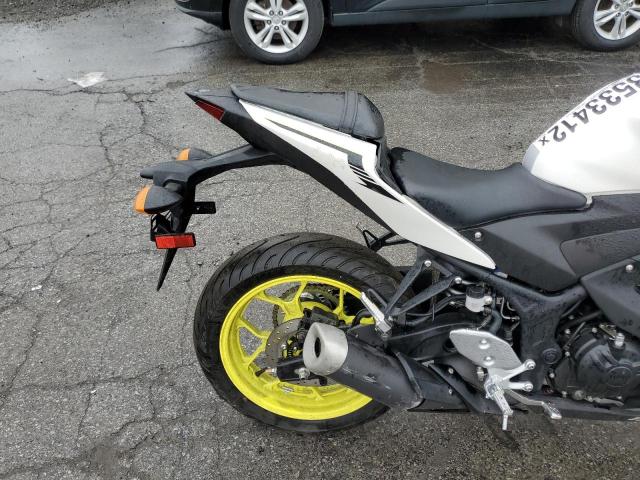 2018 YAMAHA YZFR3 A MH3RH15Y5JK004119
