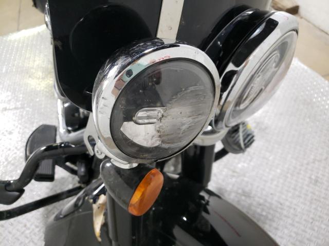 2018 HARLEY-DAVIDSON FLHC HERIT 1HD1YAJ19JC043972