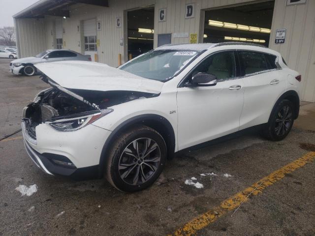 2017 INFINITI QX30 Base