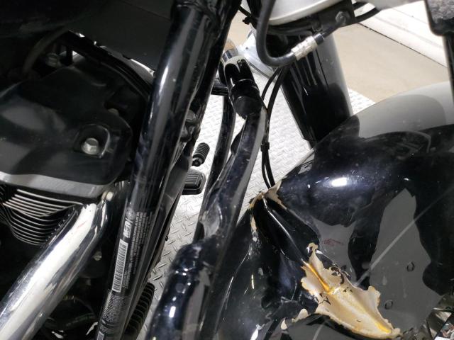 2018 HARLEY-DAVIDSON FLHC HERIT 1HD1YAJ19JC043972