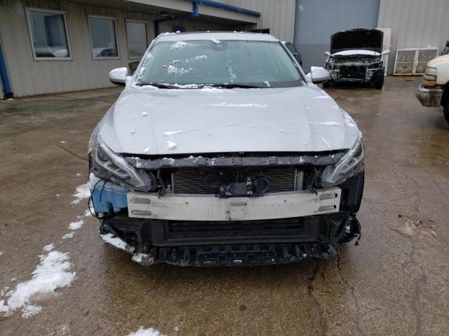 2019 NISSAN ALTIMA SV - 1N4BL4DW5KN301025