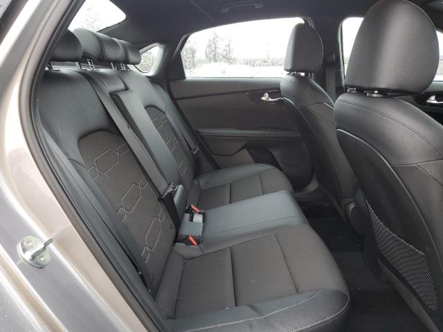 3KPF54AD2PE547793 KIA Forte Gt Line