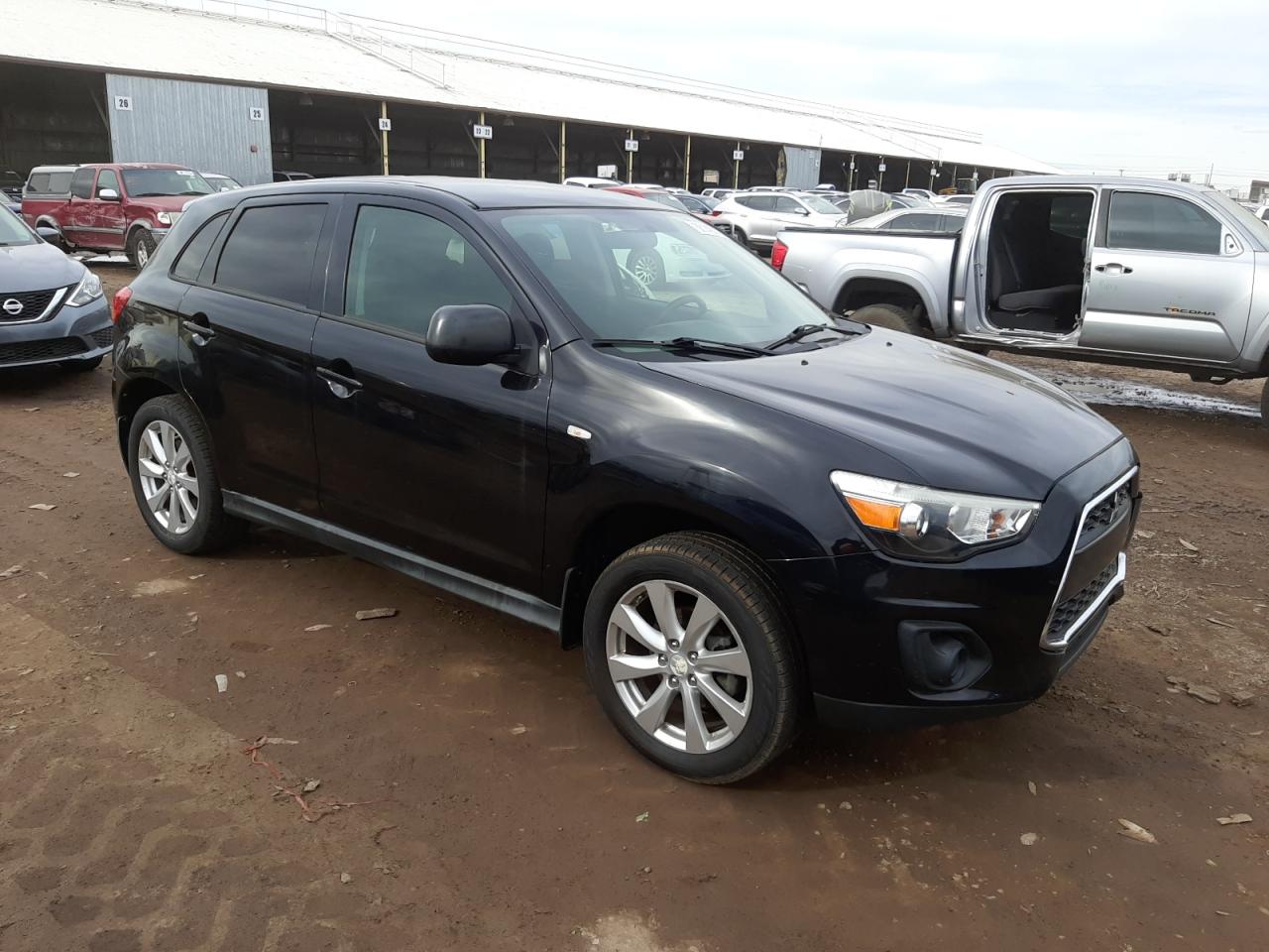 2015 Mitsubishi Outlander - Image 4