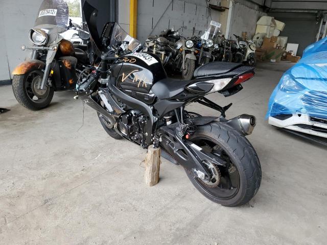 2020 SUZUKI GSX-R600 - JS1GN7FA8L7100572