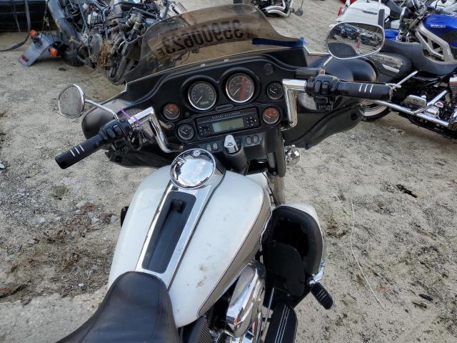 2009 HARLEY-DAVIDSON FLHTCU - 1HD1FC4169Y630562