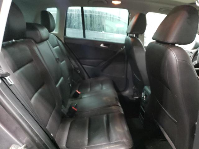 2015 VOLKSWAGEN TIGUAN S - WVGAV7AX4FW556632