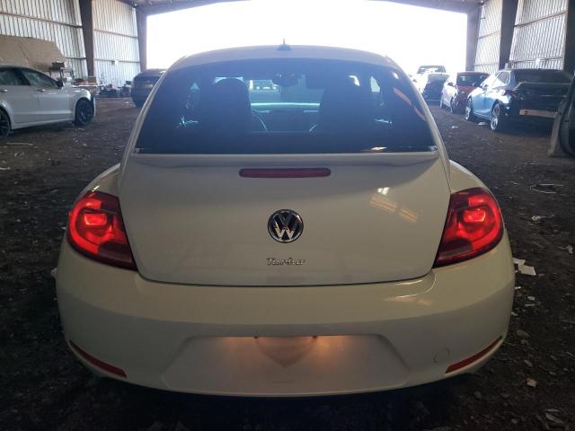 2016 VOLKSWAGEN BEETLE SE 3VWJ07AT0GM613469