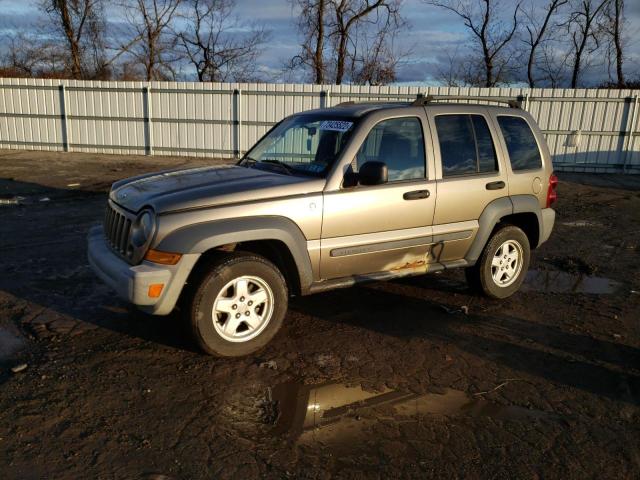 Salvage cars for sale from Copart West Mifflin, PA: 2005 Jeep Liberty