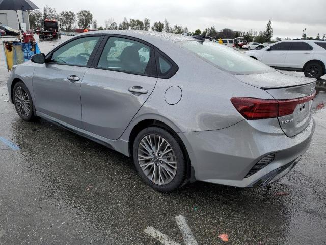 3KPF54AD2PE547793 KIA Forte Gt Line