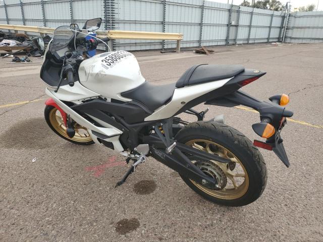 2022 YAMAHA YZFR3 A - MH3RH18YXNK008894