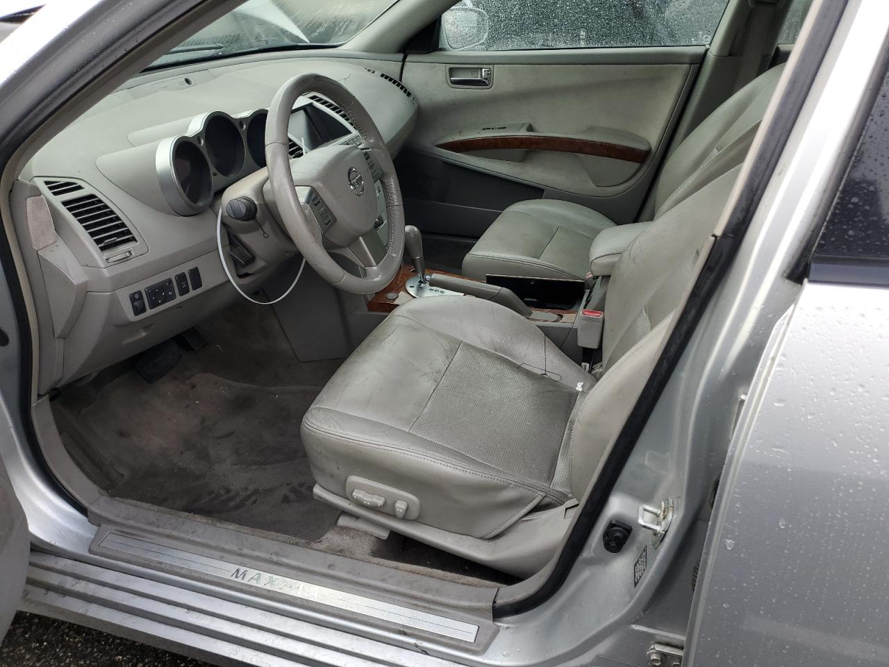 2005 Nissan Maxima - Image 7
