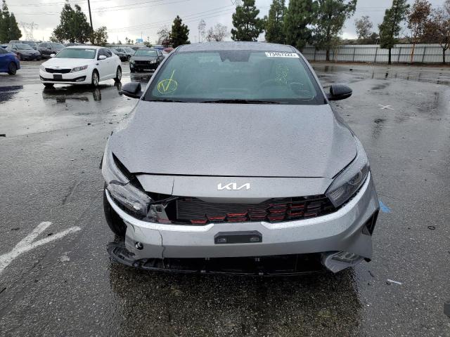 3KPF54AD2PE547793 KIA Forte Gt Line