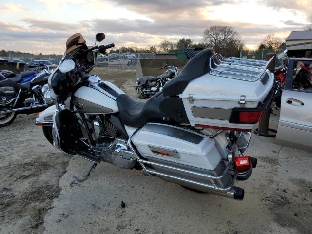 2009 HARLEY-DAVIDSON FLHTCU - 1HD1FC4169Y630562