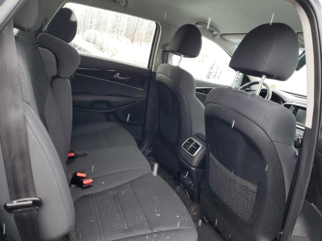5XYPGDA52KG611690 KIA SORENTO LX
