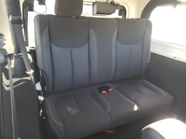 1C4AJWBG8HL624055 Jeep Wrangler Sahara
