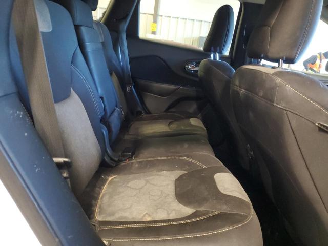 1C4PJLAB7FW731544 Jeep Cherokee Sport