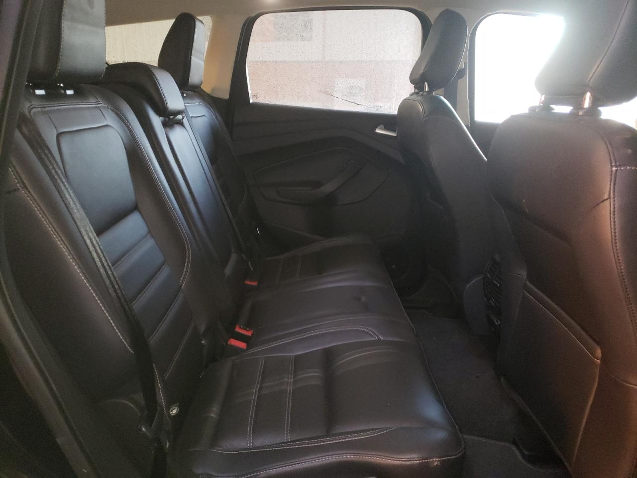 2018 Ford Escape Titanium VIN: 1FMCU9J92JUB31777 Lot: 69046332