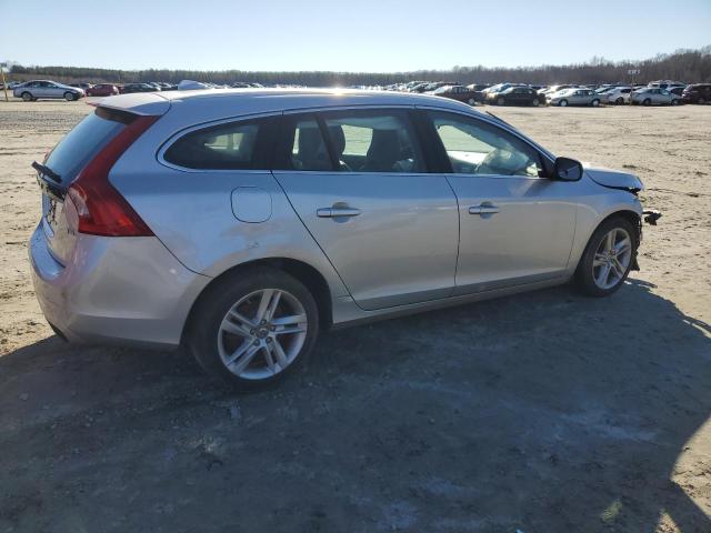 2015 VOLVO V60 PREMIE YV140MEK9F1231835