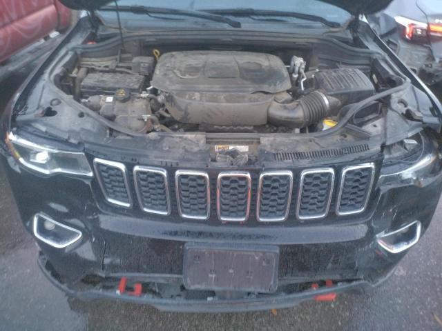 1C4RJFAG1KC823203 Jeep Grand Cherokee Laredo
